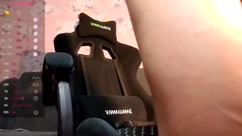 Lina Devine online show from January 10, 1:13 pm