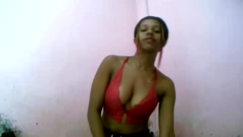 linah1123 online show from March 11, 9:48 am