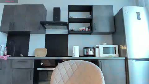 Snapshot of linaland2023 chatting on July 21, 7:32 am Lina online show from July 21, 7:32 am