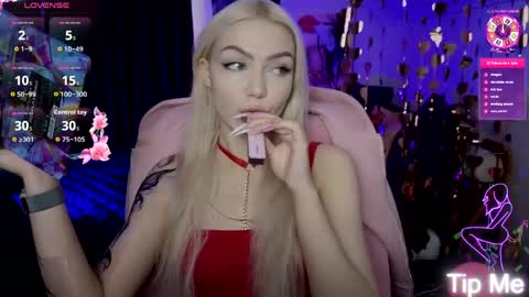 I am Lina online show from March 25, 10:21 am