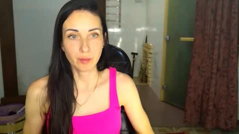 LinaLivee online show from November 28, 7:38 pm