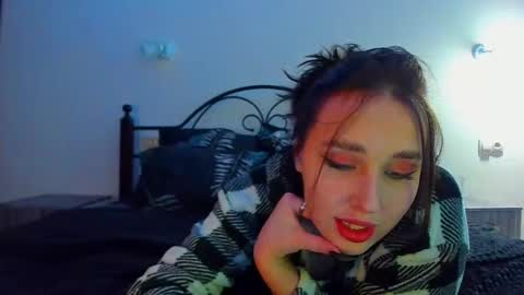 Snapshot of linatruly chatting on December 13, 10:15 pm Lina online show from December 13, 10:15 pm