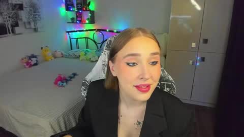 Lina online show from May 25, 9:21 pm
