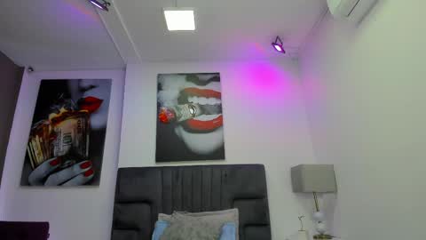 Lincoln Carrel online show from April 15, 3:24 am