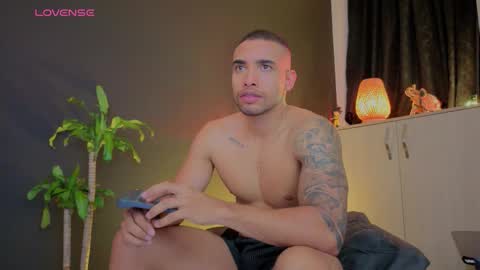 lincom amith online show from November 11, 10:21 pm