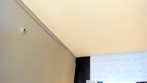 Snapshot of linda4petite chatting on December 1, 6:13 pm Linda online show from December 1, 6:13 pm