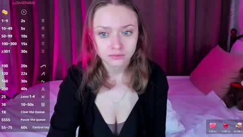 Linda  GMT2 Mon Tu Fri Sa Su  0300am-1000 am online show from December 16, 12:48 am