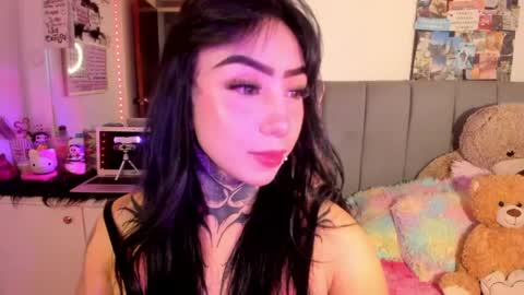 Lindaa maria  online show from March 30, 3:07 am