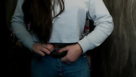 Snapshot of linda_s_ chatting on November 13, 11:09 am Linda online show from November 13, 11:09 am