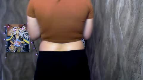 Snapshot of linda_s_ chatting on December 16, 2:33 pm Linda online show from December 16, 2:33 pm