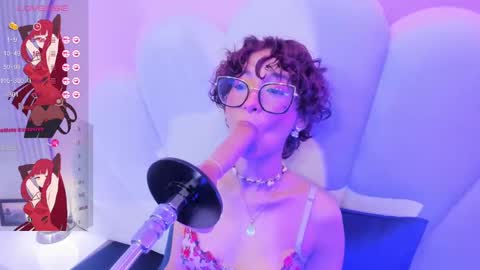 linda_sofi__ online show from March 7, 11:16 pm
