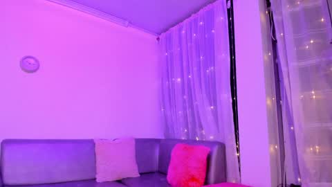 Snapshot of lindaa_miller chatting on January 19, 6:20 am linda miller online show from January 19, 6:20 am