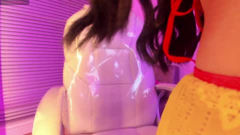 Snapshot of lindaa_miller chatting on February 4, 9:38 am linda miller online show from February 4, 9:38 am