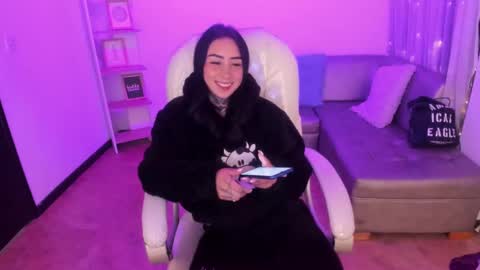 Snapshot of lindaa_miller chatting on March 9, 11:14 am linda miller online show from March 9, 11:14 am