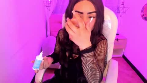 Snapshot of lindaa_miller chatting on March 11, 2:21 am linda miller online show from March 11, 2:21 am