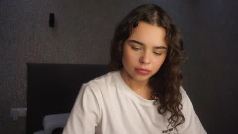 Linda online show from April 6, 1:12 pm