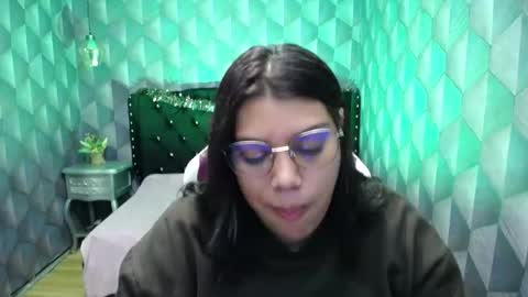 Snapshot of lindabreexlove chatting on December 23, 5:06 am online show from December 23, 5:06 am