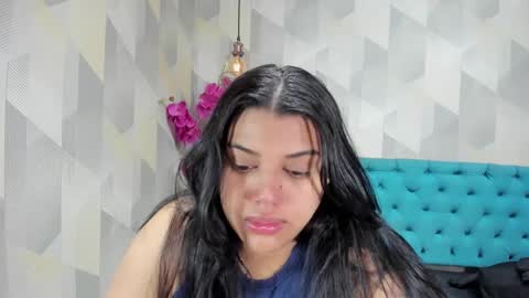 Snapshot of lindabreexlove chatting on October 3, 1:41 pm online show from October 3, 1:41 pm