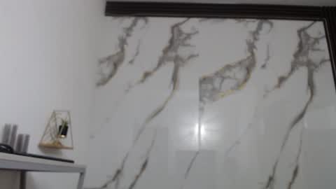  Lindsey  online show from April 6, 11:55 am