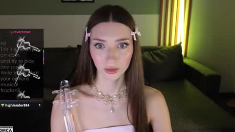Snapshot of lindsey_mey chatting on June 26, 9:52 pm Lindsey online show from June 26, 9:52 pm