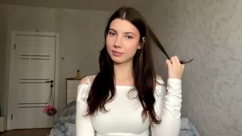 Linda online show from March 21, 1:05 pm