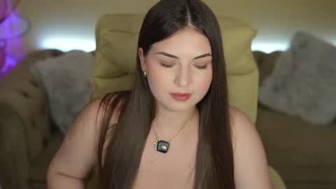 Lindsy online show from July 21, 2:08 pm