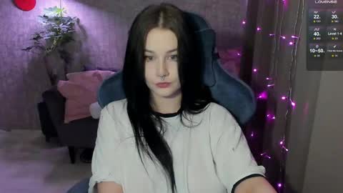 Lina online show from June 4, 3:45 am