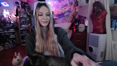 Lin online show from September 29, 8:46 pm