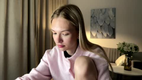 Emma online show from April 17, 5:38 pm