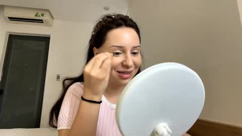 Anna online show from April 4, 4:22 am