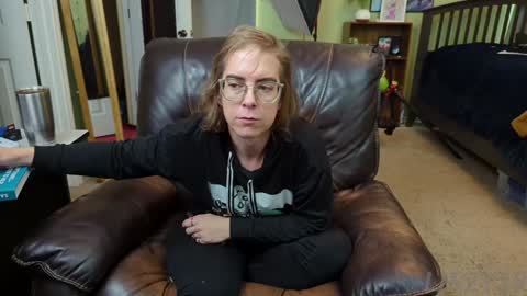 Linzy19 online show from January 7, 8:52 pm