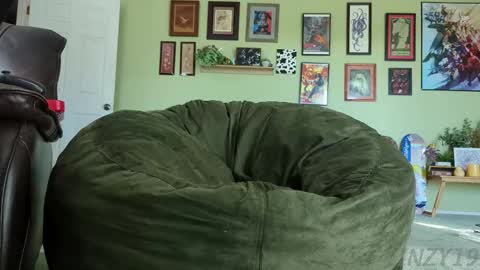 Linzy19 online show from November 13, 8:52 pm