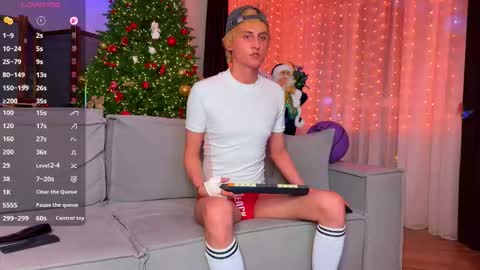 Snapshot of lionbitchkovsky chatting on January 15, 5:16 pm lionbitchkovsky online show from January 15, 5:16 pm