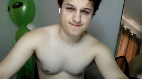 Snapshot of lioncluess chatting on July 21, 4:42 pm Lion Cluess online show from July 21, 4:42 pm