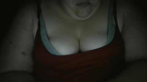 Snapshot of lioness0228 chatting on September 29, 2:27 am Lioness0228 online show from September 29, 2:27 am