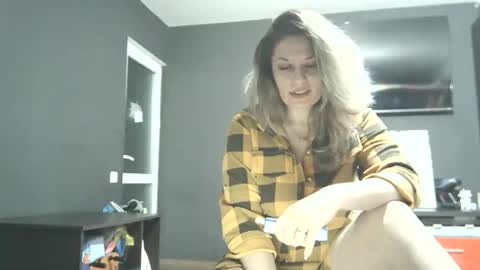 lionessmom online show from February 2, 9:57 pm