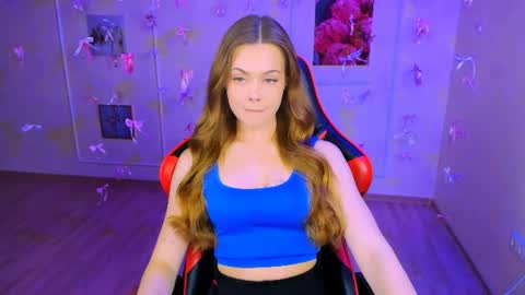 liora  online show from June 26, 12:31 pm