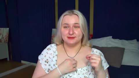 LioraArdyn online show from April 13, 5:24 am