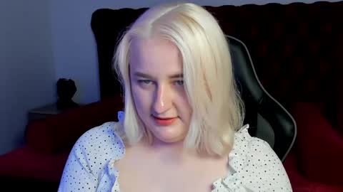 LioraArdyn online show from May 28, 5:43 pm