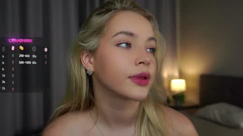 Amelia online show from January 7, 1:06 am