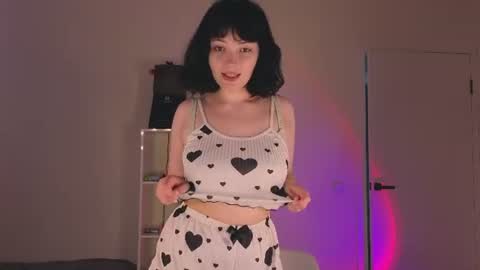 lirara online show from June 30, 1:45 pm