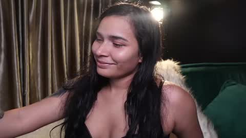 Snapshot of lireesa chatting on December 25, 6:20 am Lire online show from December 25, 6:20 am