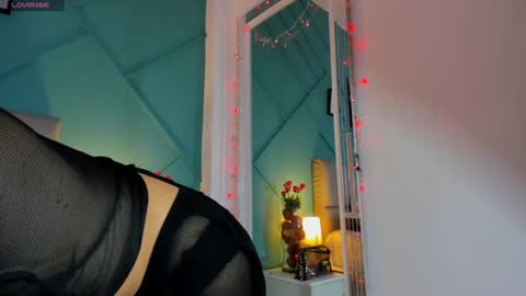 Snapshot of lirioswiitt_ chatting on February 4, 11:05 am lirius online show from February 4, 11:05 am