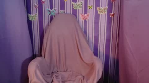 April online show from March 4, 6:03 pm