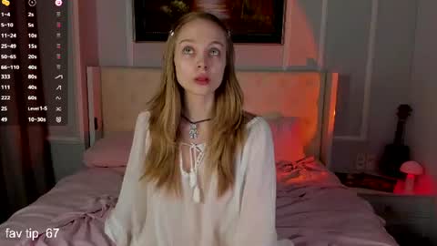 Lisa online show from July 21, 9:55 am