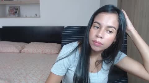 Snapshot of lisa_g07 chatting on January 7, 3:44 pm Lisa Santos online show from January 7, 3:44 pm