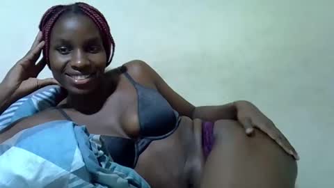 lisa online show from April 15, 7:37 am