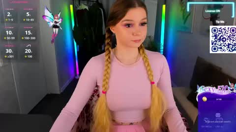 lisa_rabbit online show from May 23, 12:38 am