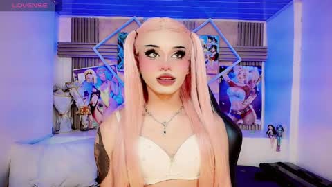 lisa_sparkleee online show from April 10, 3:34 am