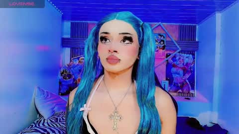 lisa_sparkleee online show from April 18, 3:21 am